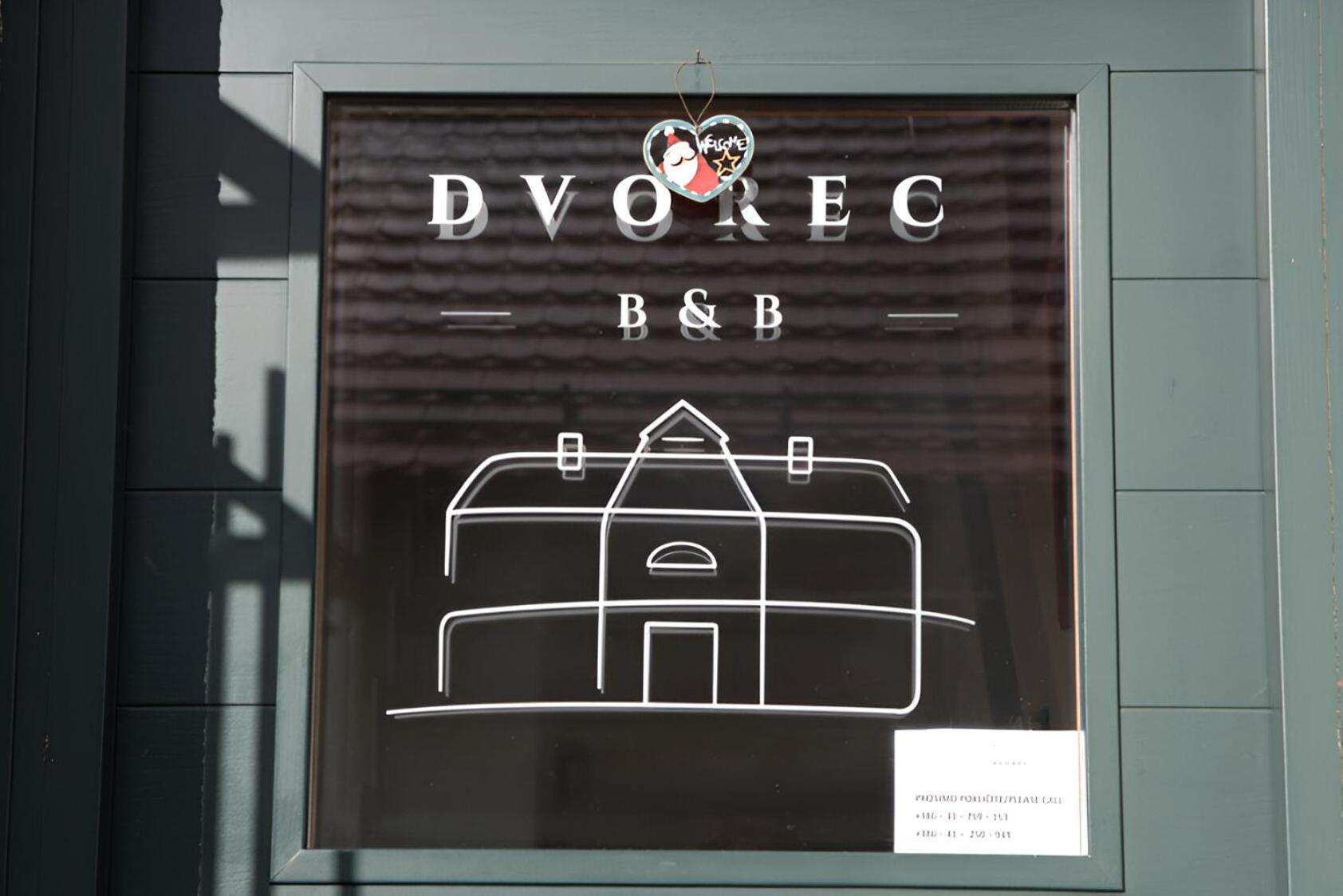 Bed & Breakfast Dvorec Petrovče Extérieur photo