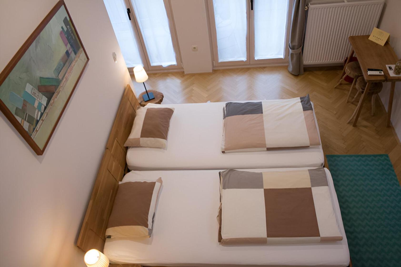 Bed & Breakfast Dvorec Petrovče Extérieur photo